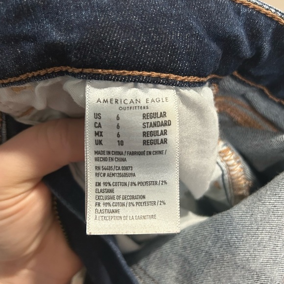 American Eagle Jeans | size 6 | Next Level Stretch, Super Hi-Rise Jegging - Picture 2 of 5